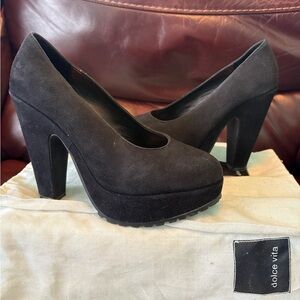 Dolce Vita Black Suede platform Heels size 8 women